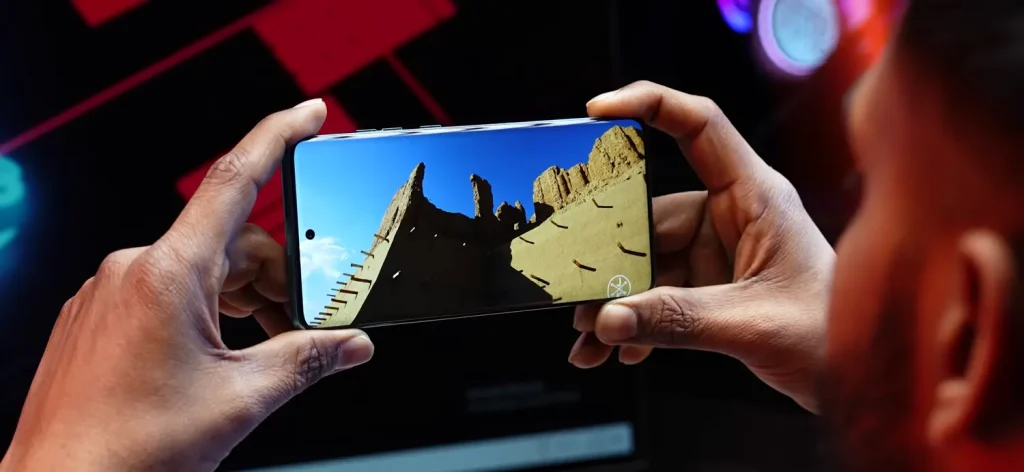 Motorola Edge 60 Fusion Review: A Premium Mid-Range Contender Worth Buying? 4 Motorola Edge 60 Fusion Review Display
