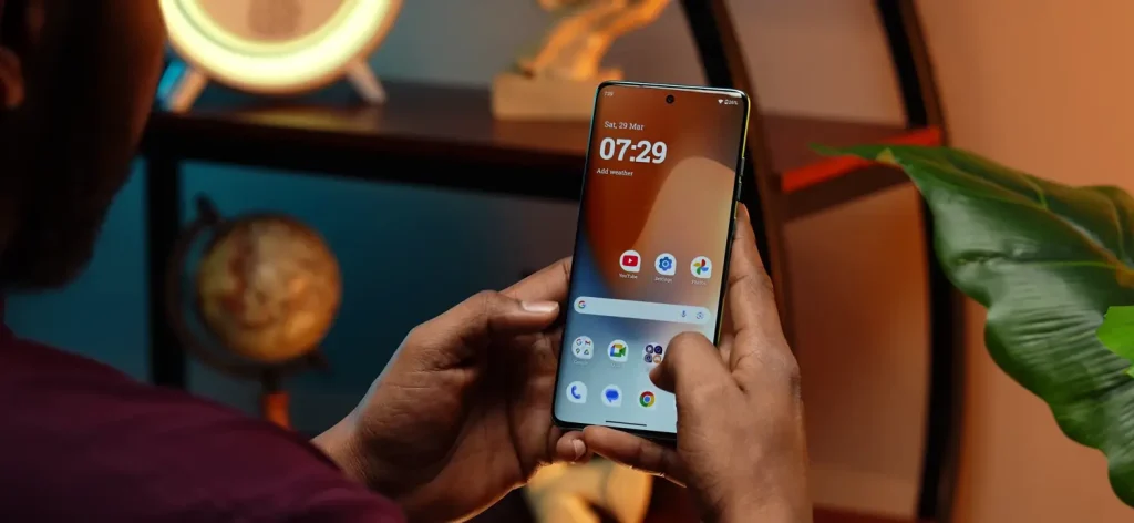 Motorola Edge 60 Fusion Review: A Premium Mid-Range Contender Worth Buying? 14 Motorola Edge 60 Fusion Review Should you buy it