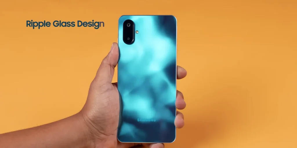 Samsung Galaxy F06 5G Review: Is It Worth It? 2 Samsung Galaxy F06 5G Review Design and Build 2